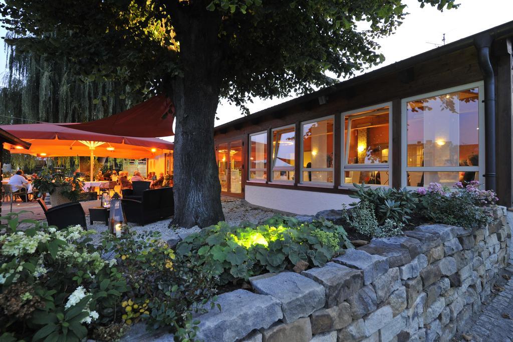 Hotel Dreimaedelhaus Espelkamp-Mittwald Esterno foto